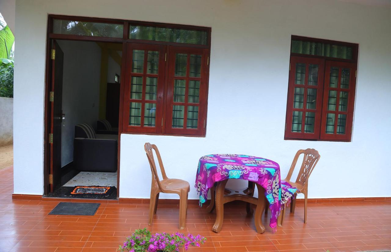 Villa Sidu Induruwa Esterno foto